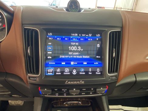 Used 2017 Maserati Levante S AWD/4WD image 26
