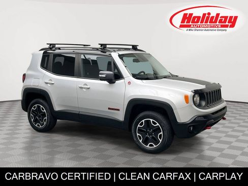 Used 2017 Jeep Renegade Trailhawk w/ Popular Equipment Group AWD/4WD image 1