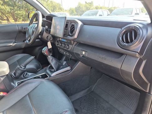 Used 2023 Toyota Tacoma TRD Pro AWD/4WD image 42