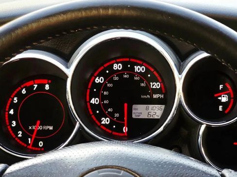 Used 2006 Toyota Matrix XR image 14