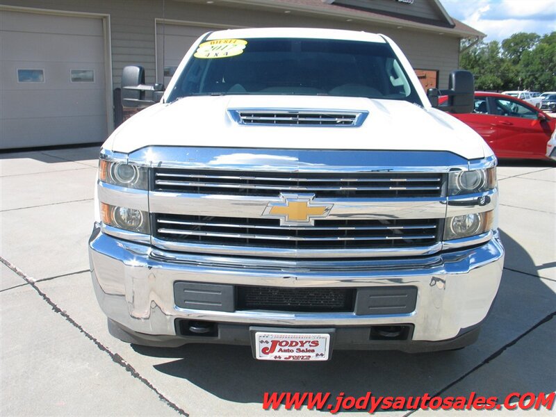 Used 2017 Chevrolet Silverado 3500 W/T AWD/4WD image 35