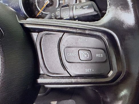 Used 2018 Jeep Wrangler Unlimited Sport S image 15