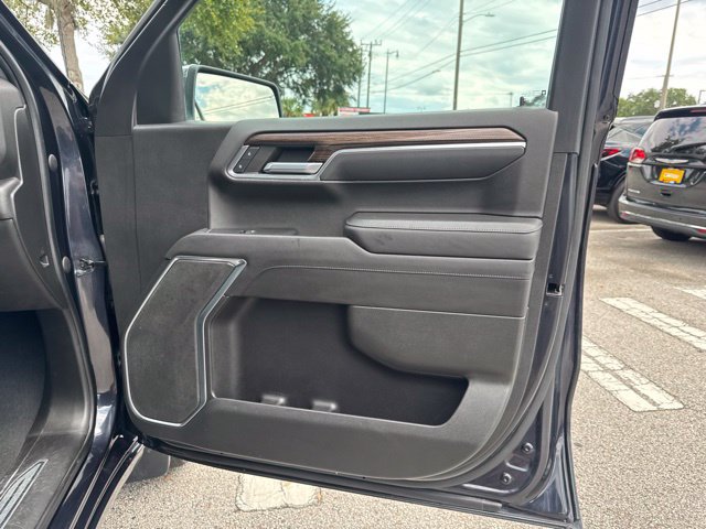 Used 2022 Chevrolet Silverado 1500 LT AWD/4WD image 13