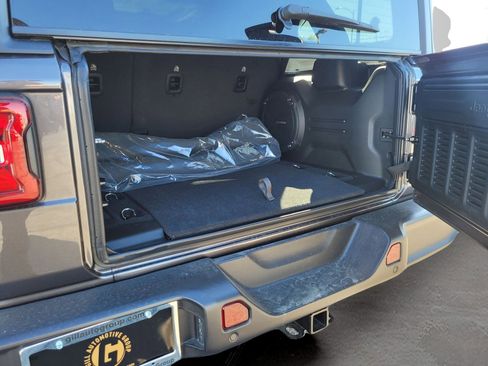 New 2025 Jeep Wrangler Willys image 7