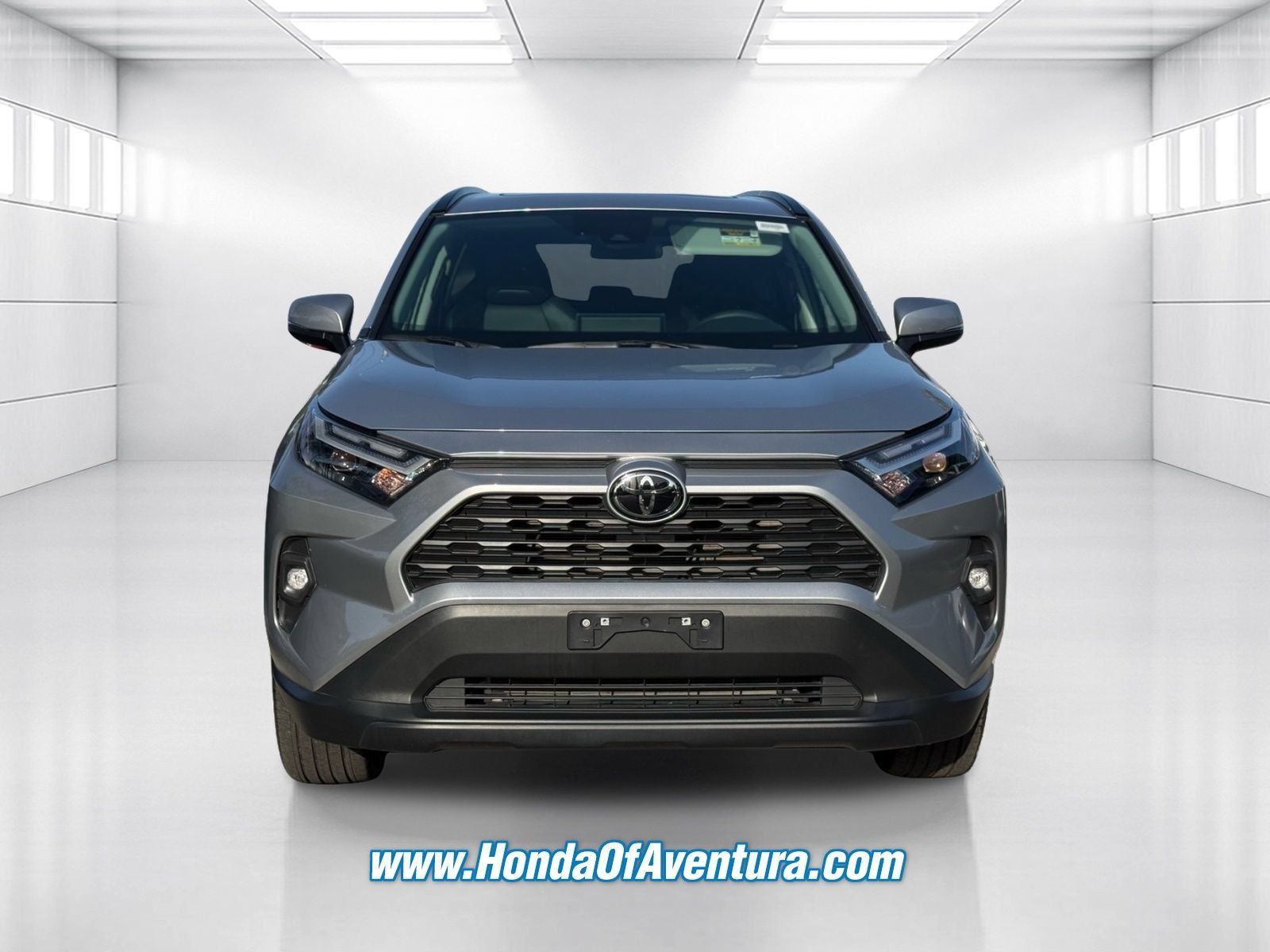 Used 2025 Toyota RAV4 XLE Premium w/ Weather Package AWD/4WD image 2