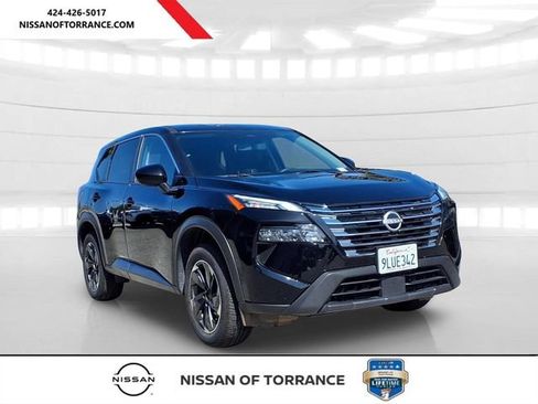Used 2024 Nissan Rogue SV AWD/4WD image 1