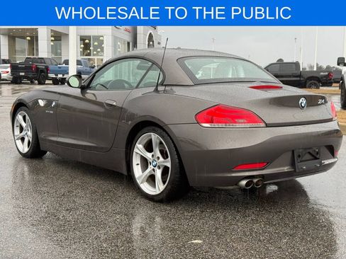 Used 2011 BMW Z4 sDrive30i image 3