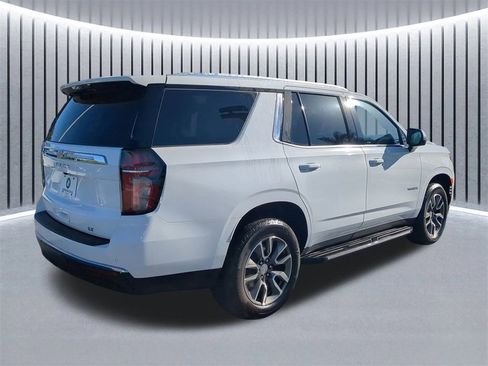 Used 2021 Chevrolet Tahoe LT w/ LT Signature Package image 5