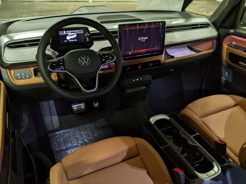 New 2025 Volkswagen ID. Buzz Pro S Plus image 12