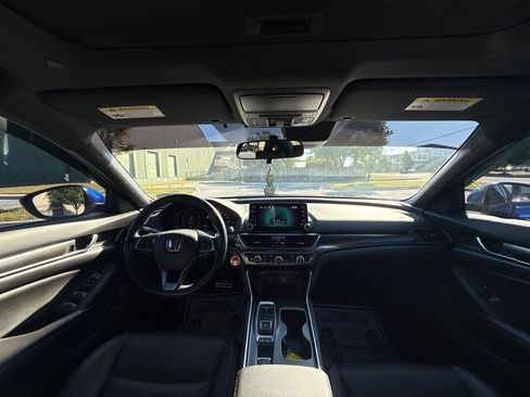 Used 2019 Honda Accord Sport image 14