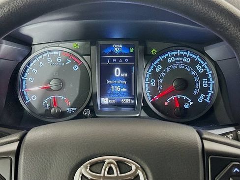 Used 2023 Toyota Tacoma SR AWD/4WD image 13