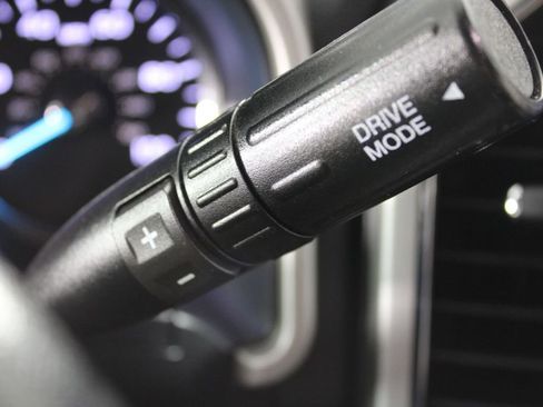 Used 2022 Ford F350 Lariat w/ Chrome Package image 31