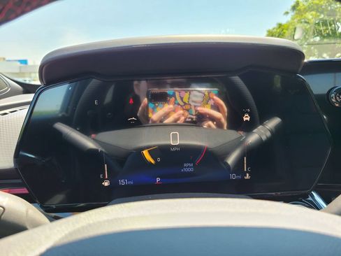 New 2026 Chevrolet Trax RS w/ Sunroof Package FWD image 30
