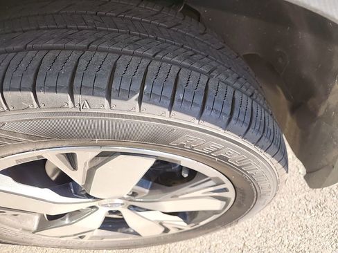 Used 2020 Subaru Forester Touring w/ Popular Package #2 image 4