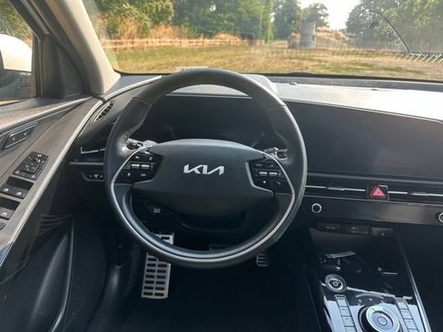Used 2023 Kia Niro Wave FWD image 27
