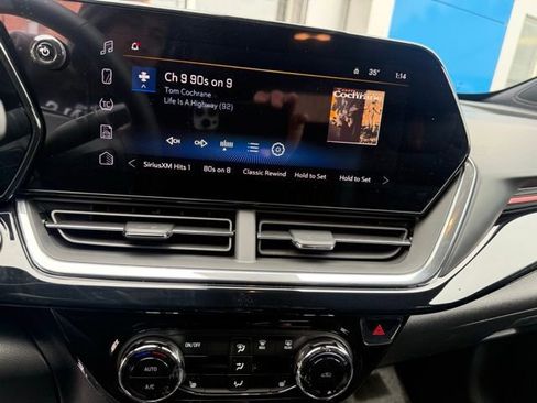 New 2026 Chevrolet Trax RS w/ Driver Confidence Package FWD image 25