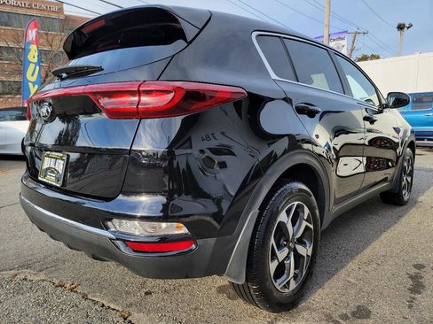 Used 2020 Kia Sportage LX AWD/4WD image 5