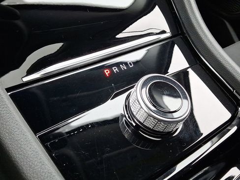 Certified 2022 Jeep Grand Cherokee L Laredo w/ Luxury Tech Group I image 15