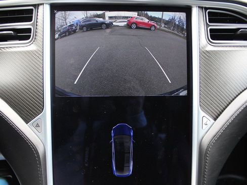 Used 2016 Tesla Model X 90D image 16