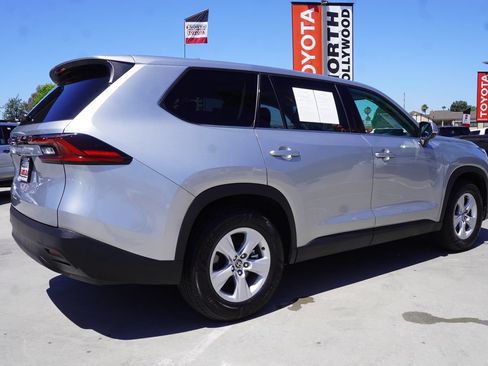 Certified 2025 Toyota Grand Highlander FWD image 7