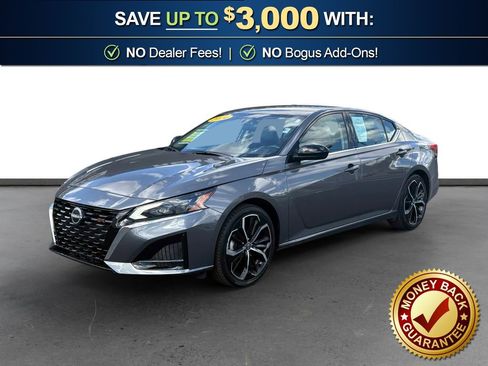 Used 2024 Nissan Altima 2.5 SR image 1