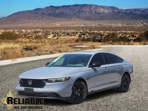 Used 2025 Honda Accord SE image 1
