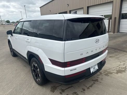 New 2026 Hyundai Santa Fe SE FWD image 3