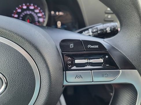 Used 2023 Hyundai Elantra SEL w/ Cargo Package FWD image 17