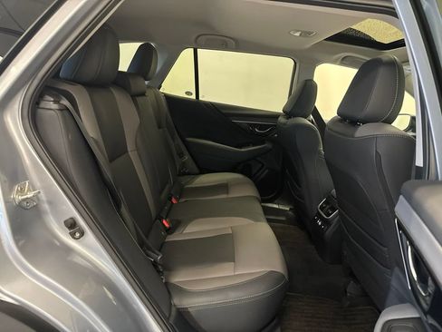 Used 2024 Subaru Outback Onyx Edition XT AWD/4WD image 17