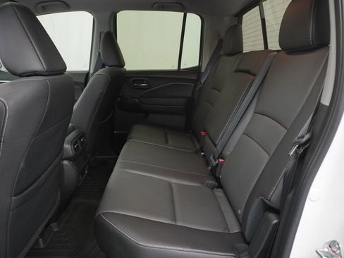 Used 2025 Honda Ridgeline RTL image 19