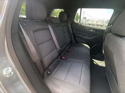 Used 2026 Chevrolet Equinox LT FWD image 23