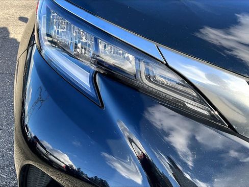 Used 2022 Toyota Sienna XSE image 31