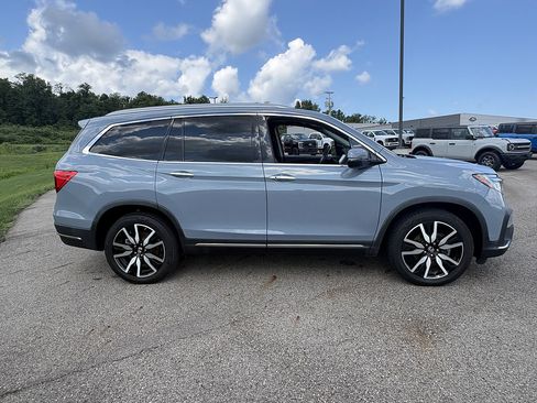 Used 2022 Honda Pilot Elite image 6
