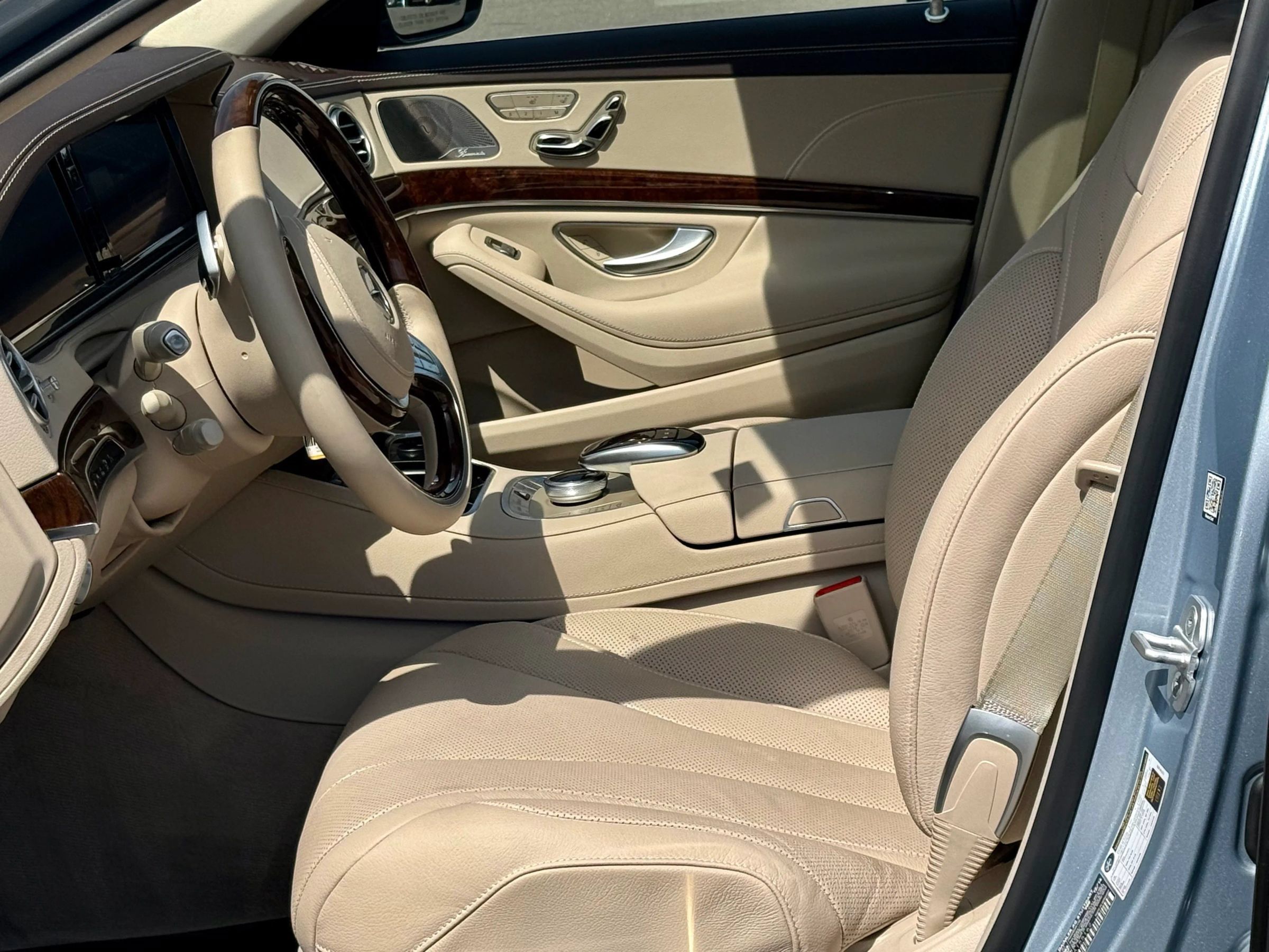Used 2015 Mercedes-Benz S 550 4MATIC Sedan image 23