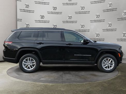 New 2025 Jeep Grand Cherokee L Laredo AWD/4WD image 6
