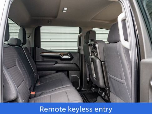 Used 2024 Chevrolet Silverado 1500 LT image 13