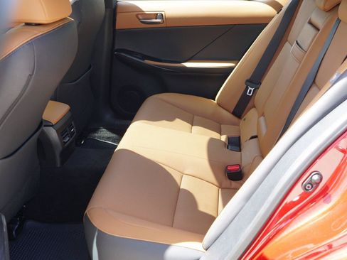 Used 2025 Lexus IS 300 w/ Premium Package RWD image 23
