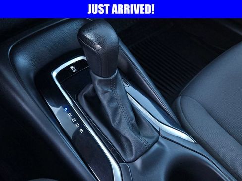 Used 2024 Toyota Corolla LE FWD image 17