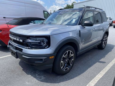 Used 2021 Ford Bronco Sport Outer Banks AWD/4WD image 3