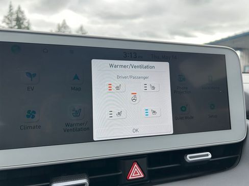Certified 2024 Hyundai Ioniq 5 Limited AWD/4WD image 33
