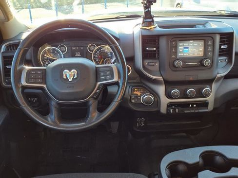 Used 2019 RAM 3500 Tradesman image 4