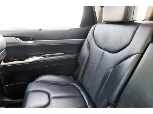 Used 2022 Hyundai Palisade SEL w/ 8P Bench Seat Package AWD/4WD image 9