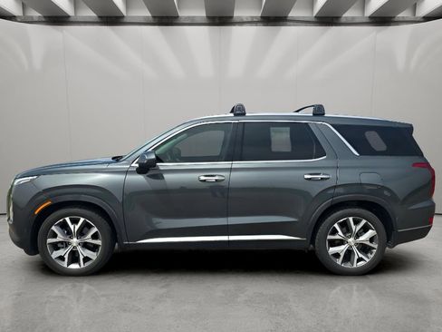 Used 2022 Hyundai Palisade SEL w/ Premium Package AWD/4WD image 2