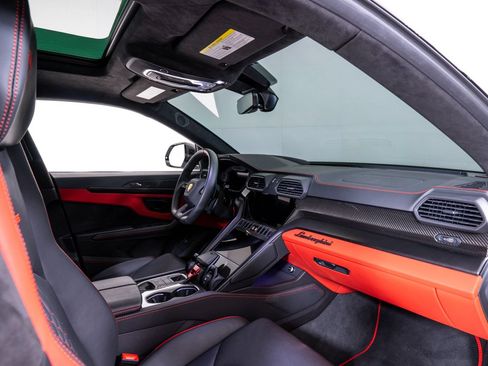 Used 2023 Lamborghini Urus S AWD/4WD image 19