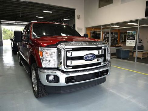 Used 2016 Ford F350 Lariat w/ Lariat Interior Package image 3