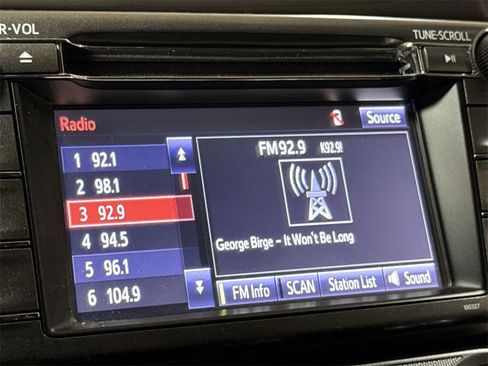 Used 2014 Toyota RAV4 LE image 14