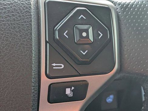 Used 2023 Toyota 4Runner SR5 Premium w/ SR5 Premium Package image 12