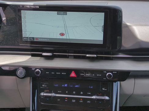 Certified 2024 Kia Carnival EX FWD image 18