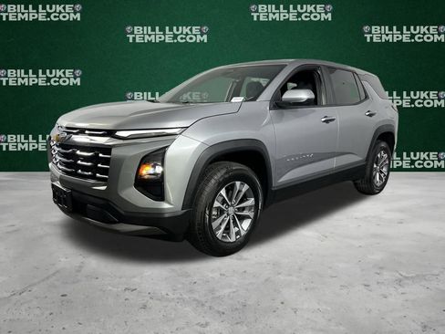 Used 2025 Chevrolet Equinox LT image 4