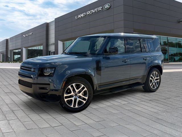 Certified 2026 Land Rover Defender 110 X-Dynamic SE AWD/4WD image 1